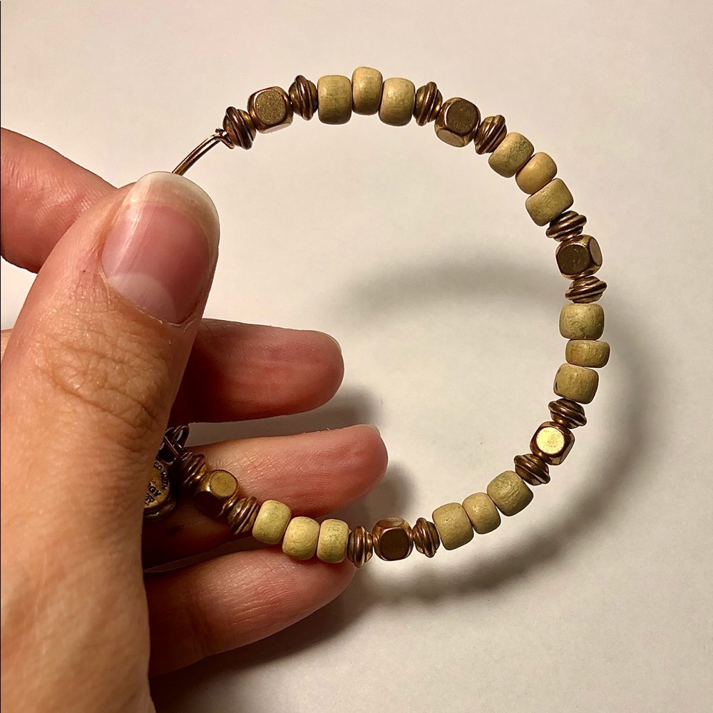 Tan Wooden Bead🪵🌿